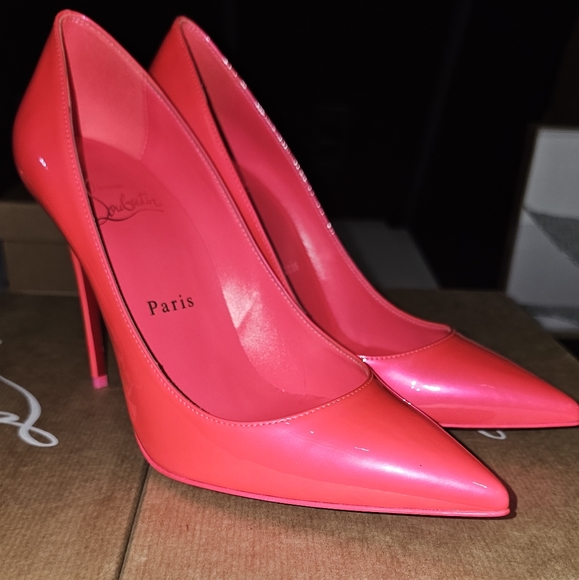 Christian Louboutin size 36.5 - Picture 10 of 16